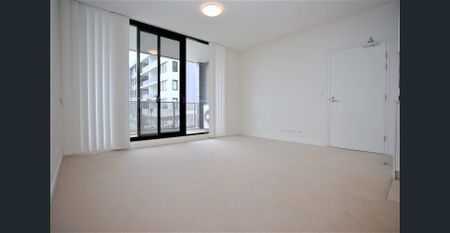 Modern 2 bedroom Apartment, Clemton park Village - Photo 2