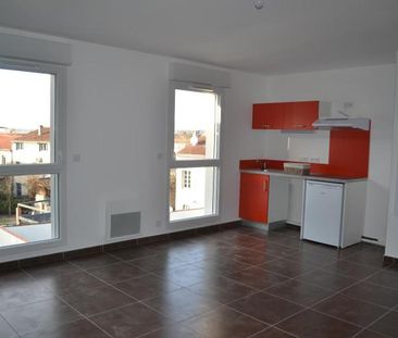Location Appartement 2 pièces 47m² ALBI 81000 - Photo 4