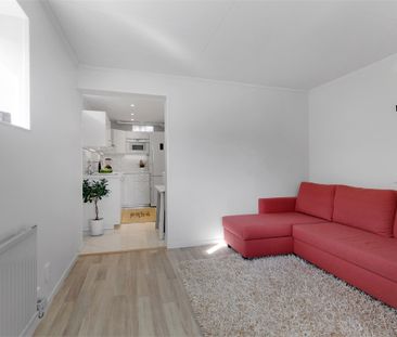 Skälbyvägen, Upplands Väsby - Photo 2