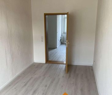 Erstbezug nach Sanierung Besichtigung am 3.12. von 10-14 Uhr - Photo 4