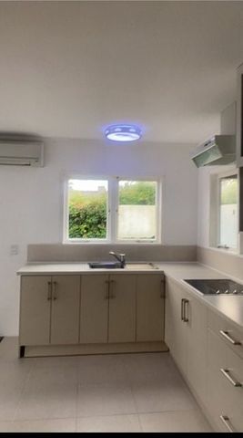 Independent 2 bedroom - Photo 4