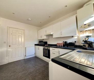 2 bedroom terraced house to rent - Photo 5