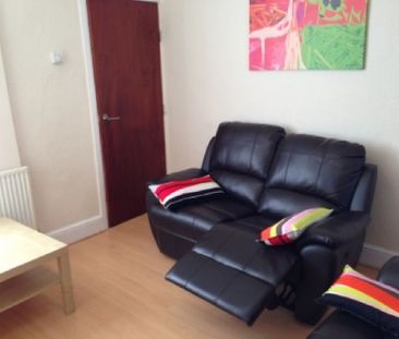 3 Bed - Winnie Road, Selly Oak, West Midlands, B29 6ju - Photo 6