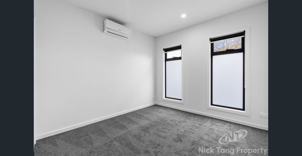 Convenient And Modern Comfort Near Northland - Photo 1