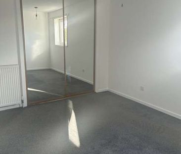 Modern semi detached house on the west side of Ellon. - Photo 6