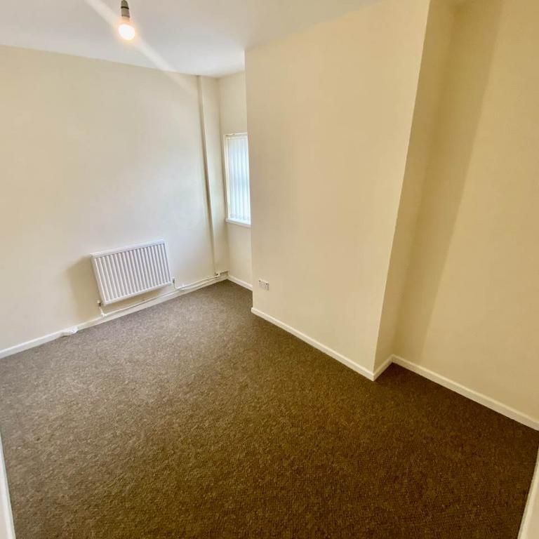 4 bedroom house to rent - Photo 1