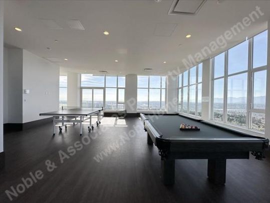 1XXXX Central Avenue 2004 Surrey - Photo 1