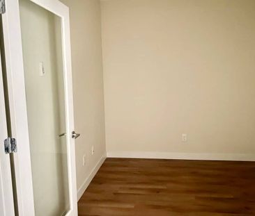 Edmonton Unfurnished Condo Rental in Strathcona - Modern One Bedroo... - Photo 3