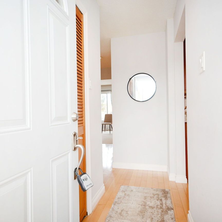 For Lease - 2335 Council Ring Road Unit# Main, Mississauga, Ontario - Photo 1