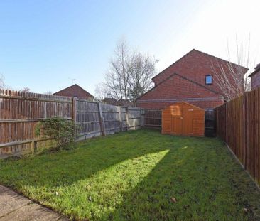 2 bedroom terraced house to rent - Photo 4