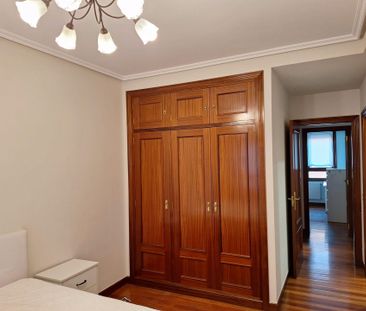 Piso de alquiler en Kraus Alfredo Plaza, Rekalde Centro - Photo 5