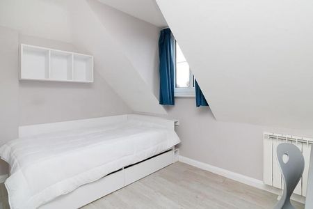 3 bedroom apartment to rent - Photo 4