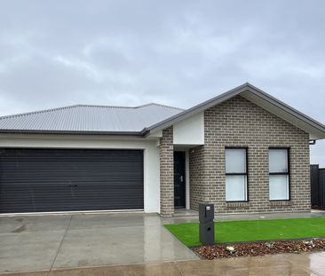 Modern 4 Bedroom Home in Munno Para - Photo 2