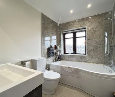 3 bedroom semi-detached house to rent - Photo 6