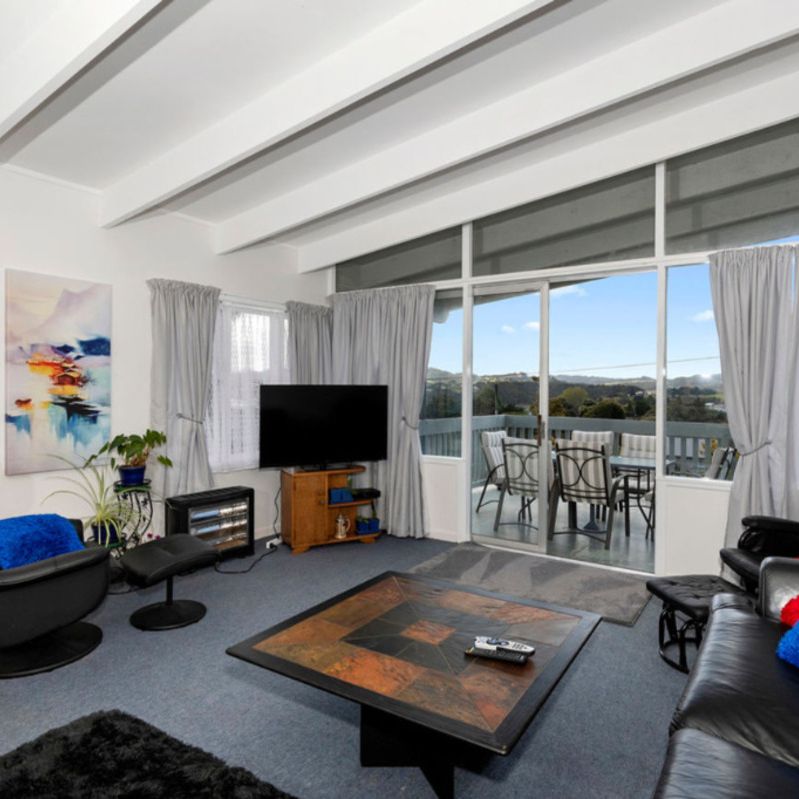 Sunny in Sherwood - Photo 1