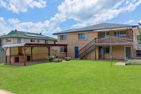 Newly Renovated 3 Bedroom Two-Storey Home in Nambour Heights - Photo 4