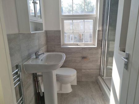 6 bedroom house to rent - Photo 2