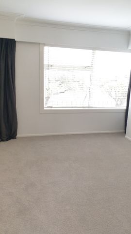 Property Management25B Kitchener Road, Milford - House for Rent - Photo 2