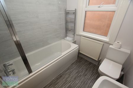 1 Bedroom ROOM, Chester - Photo 3