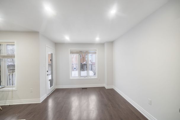 For Lease - 36 Eastport Drive, Toronto, Ontario - Photo 1