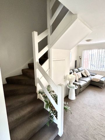 Kensington - Photo 4