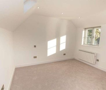 High Street, Witney, Oxfordshire, OX28 - Photo 1