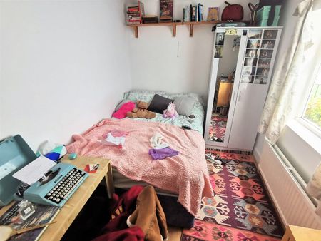 6 Bed Terraced House, Campbell Road, BN1 - Photo 3