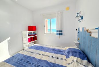 APARTMENT FOR RENT with 2 bedrooms and panoramic sea views