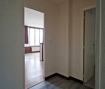 Location Appartement 2 pièces 53m² BARENTIN 76360 - Photo 5