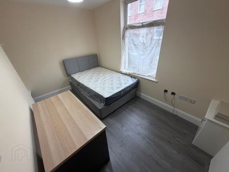 Flat 1, 51 Magdala Street, Belfast, BT7 1PU - Photo 2