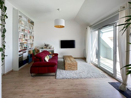 Location Appartement 4 pièces 90m² LA ROCHELLE 17000 - Photo 1