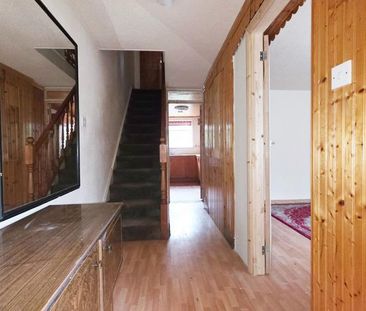 3 bedroom terraced house to rent - Photo 2