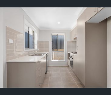 Brand New-Apply Now - Photo 2