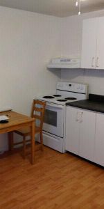 2 ½ tout inclus, dernier étage , secteur Limoilou - Photo 4