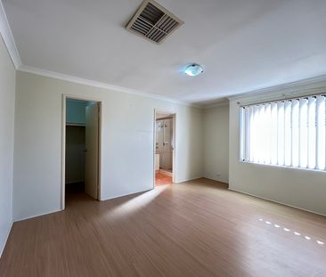 16 Sarah Close, Canning Vale WA 6155 - House For Rent - $750 | Domain - Photo 6