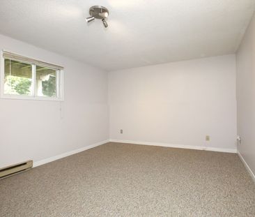 For Lease - 42 Tecumseh Avenue Unit# 2, Oshawa, Ontario - Photo 3