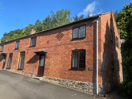 2 bedroom semi-detached house to rent - Photo 3