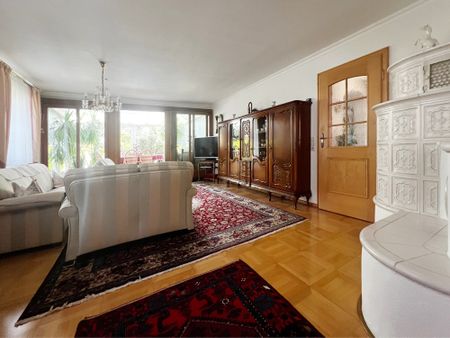 Bayrischer Charme: freistehendes Einfamilienhaus mit Garten, Kachelofen, Wintergarten, Outdoor-Pool - Photo 5