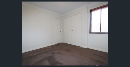 EASY CARE - EASY LIVING -- POPULAR 3 X 2 - Photo 2