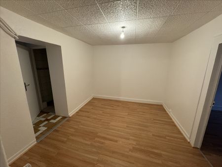 Location Appartement 3 pièces 56m² - Photo 2