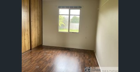 3 bedroom house in a prime location! - Photo 3