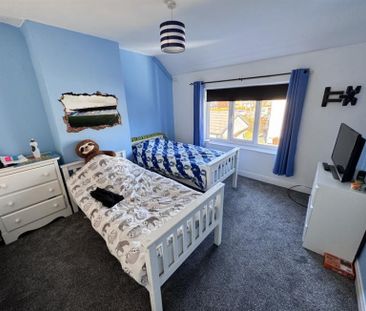 3 Bedroom Semi Detached Available Arranging tenancy - Photo 5