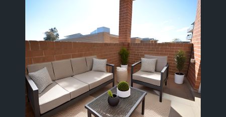 MODERN 2 BEDROOM 2 BATHROOM APARTMENT IN EXCELLENT LOCATION!! - Photo 3