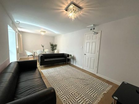 1 bedroom semi-detached house to rent - Photo 4