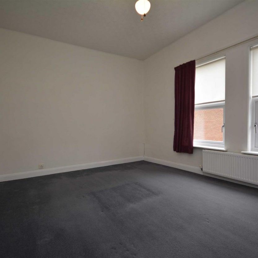 2 bed House - End Terrace for Rent - Photo 1