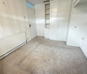 Carver Close - Photo 5