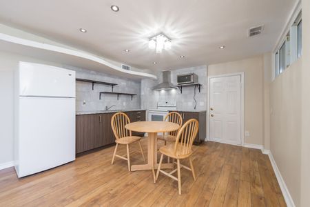 For Lease - 12 Bolingbroke Road Unit# Lower, Toronto, Ontario - Photo 5