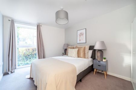 2 bedroom ground floor flat to rent - Photo 5