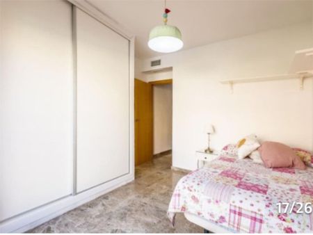 Casa o chalet de alquiler en Calle el Greco, 2, Almayate - Photo 2