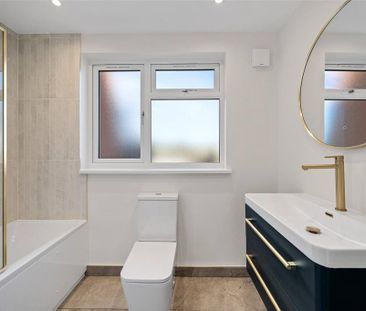 2 bedroom maisonette to rent - Photo 5